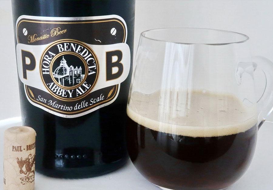 Bottiglia di birra Hora Benedicta